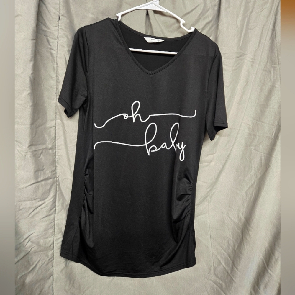 Cute black maternity tee shirt